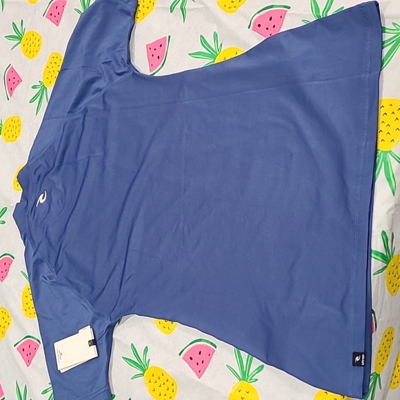 Rip Curl Rash Guard - Picture 5 of 7